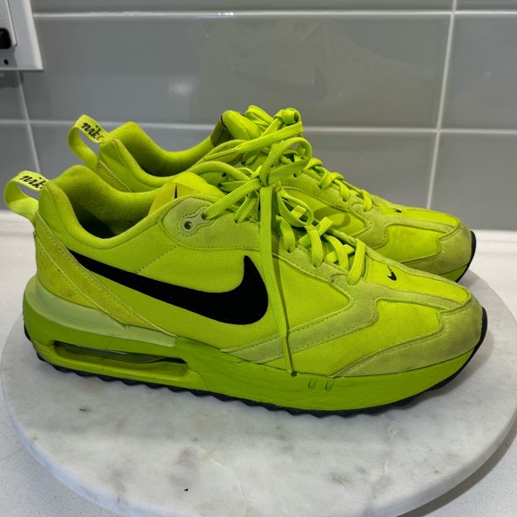 Nike Air Max Dawn - OOGIE boogie green! - Picture 1 of 5